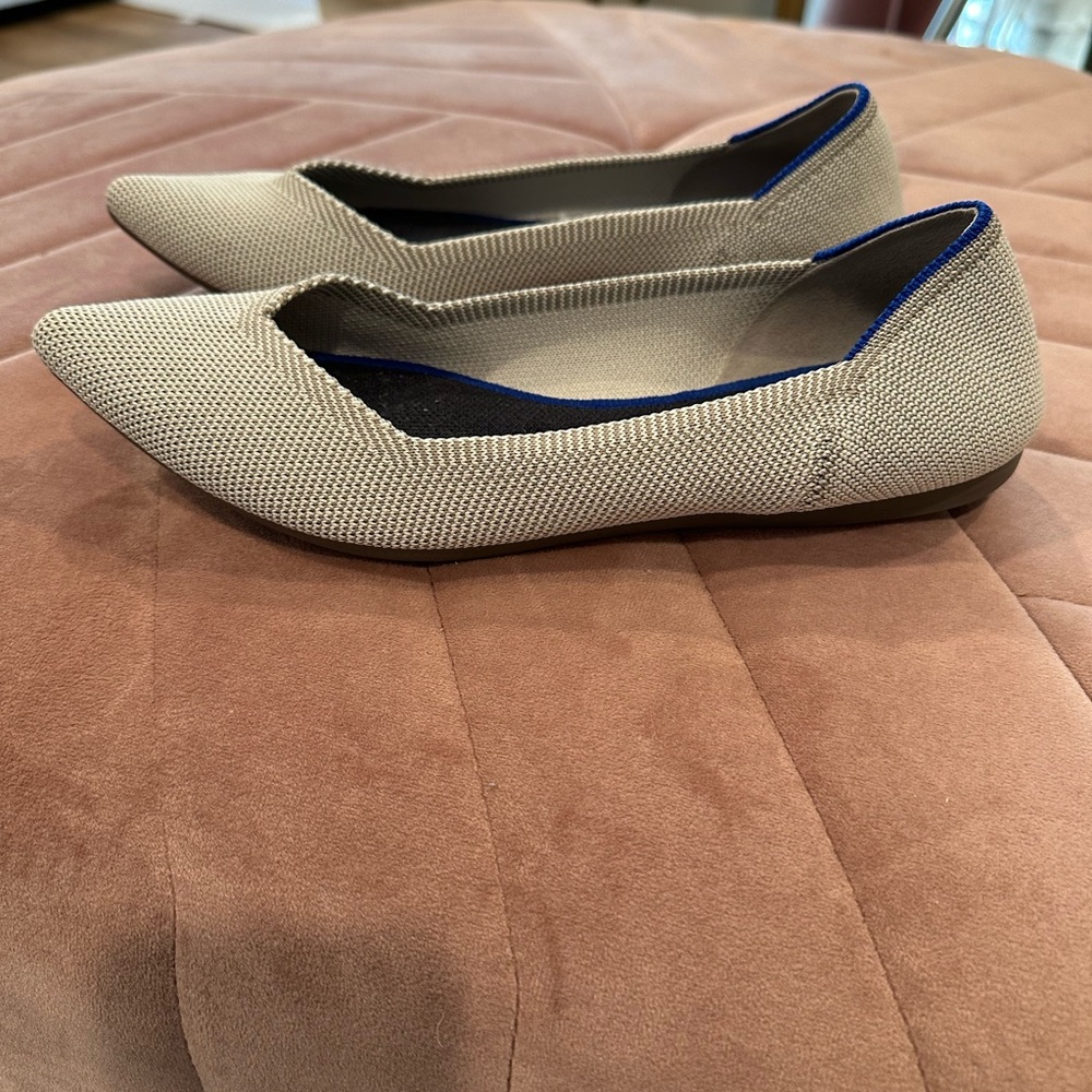 Grey Pointy Rothy’s size 7 - Picture 2 of 5